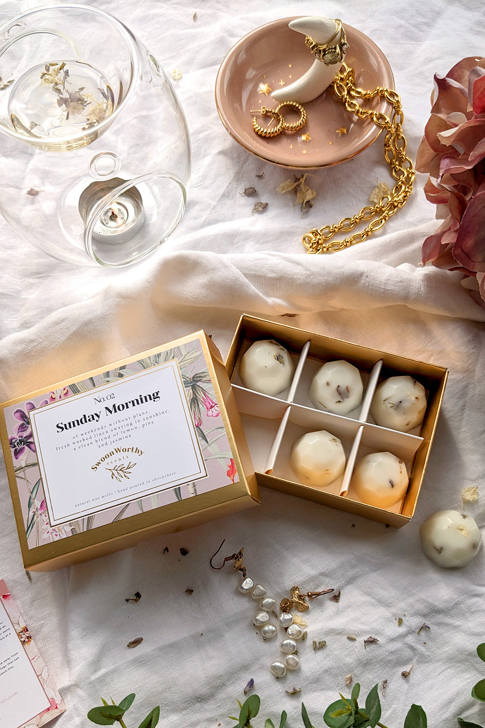 No. 02 Sunday Morning Wax Melts – Jasmine & Pine – Swoon Worthy Scents