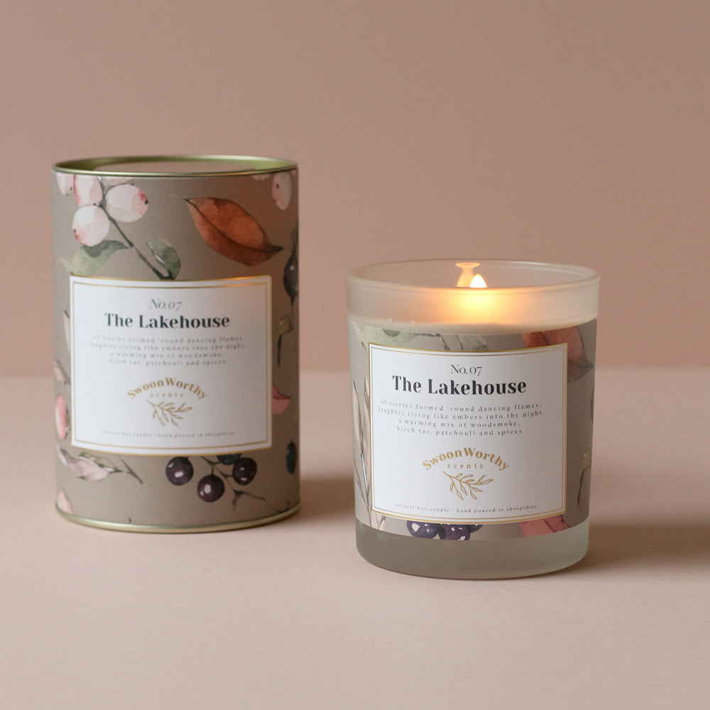 No 07 The Lakehouse candle plain background 35GBP square